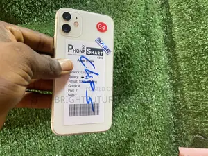 Apple iPhone 11 64 GB White