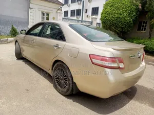 Toyota Camry 2010 Gold