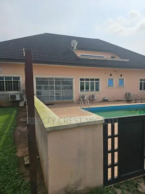 5bdrm Bungalow in Ikeja GRA for sale