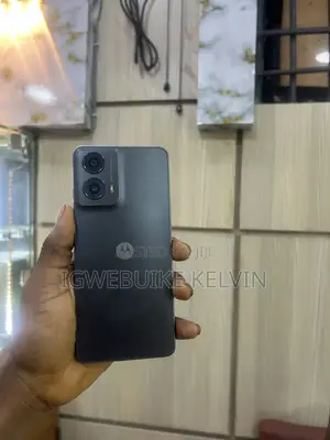 New Motorola Moto G04s 128 GB Black