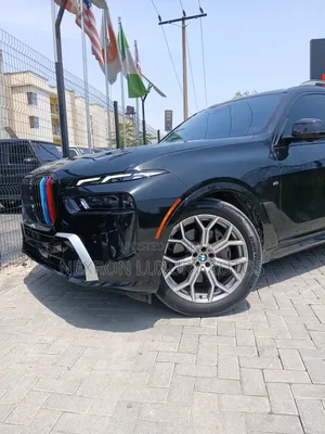 BMW X7 M60i 2023 Black