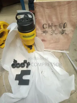 Hydraulic Hole Punch