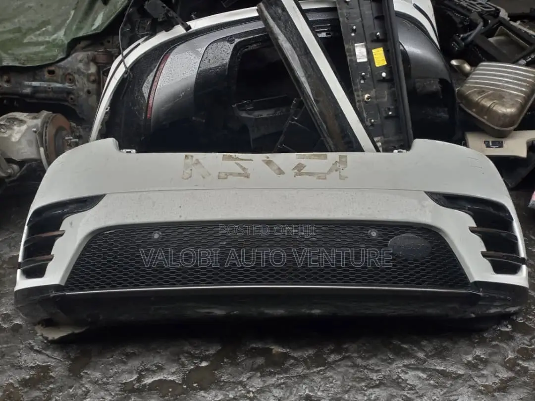 Front Bumper Range Rover Velar 2018