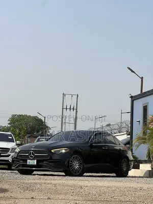 Mercedes-Benz C300 2022 Black