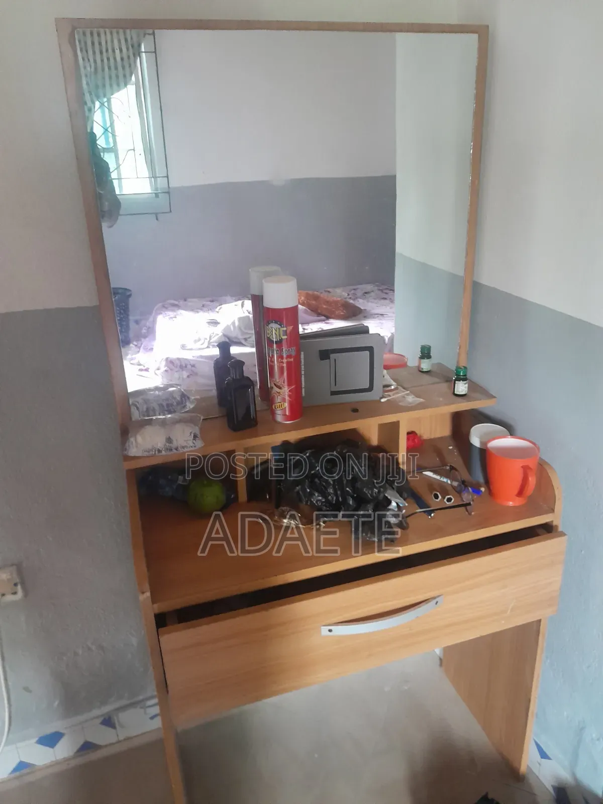 Designed Table Mirror