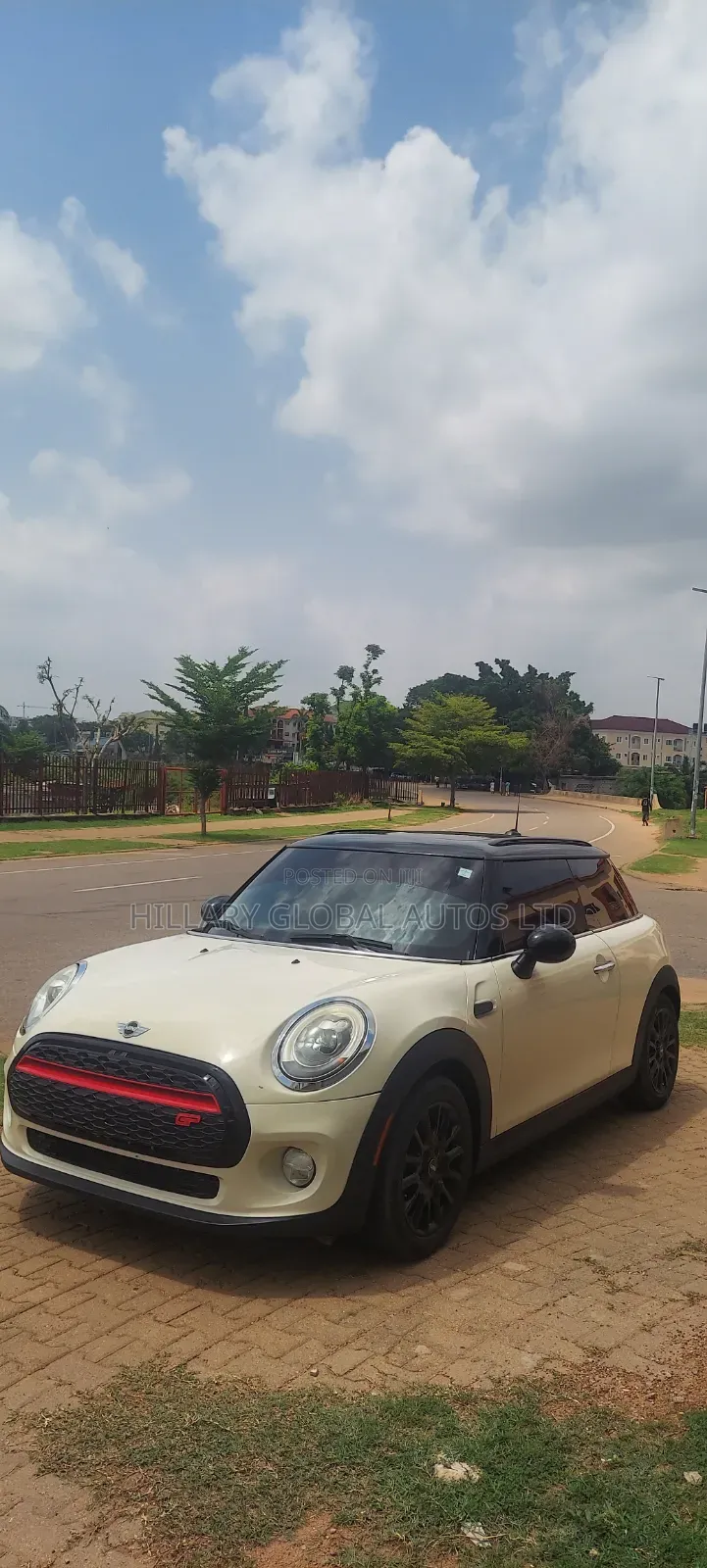 Mini Cooper 2017 Off white
