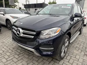 Mercedes-Benz GLE-Class 2017 Blue