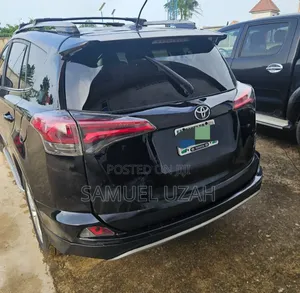 Toyota RAV4 XLE AWD (2.5L 4cyl 6A) 2017 Black
