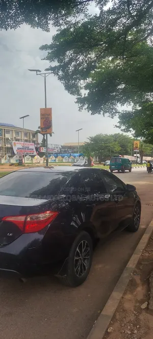 Toyota Corolla LE 4dr Sedan (1.8L 4cyl CVT) 2016 Black