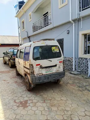 Suzuki Every 2005 White