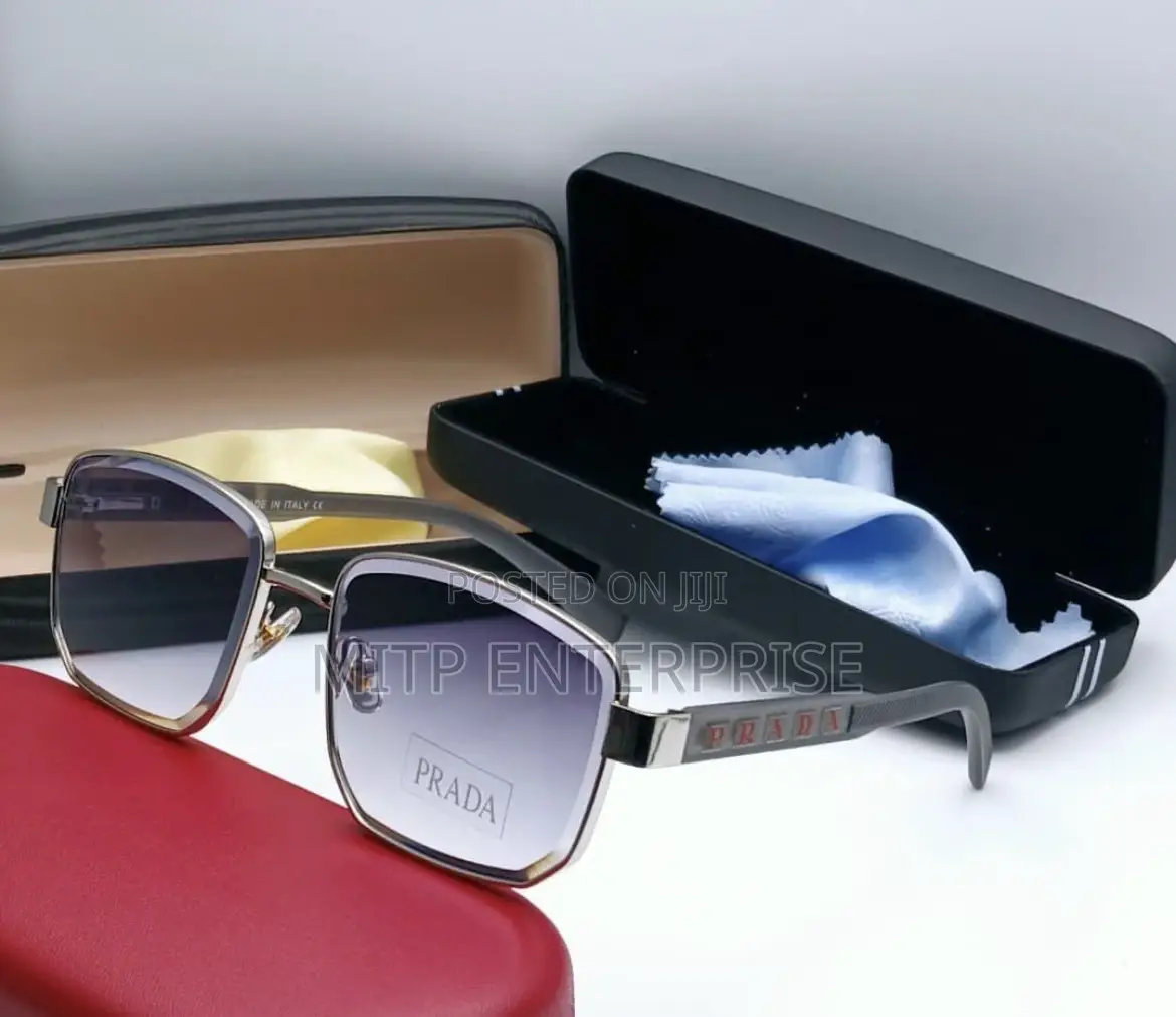 High Quality Prada Frame Glasses