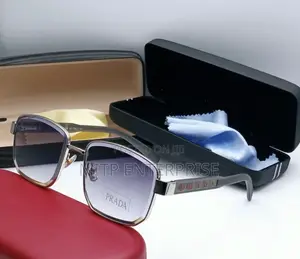 High Quality Prada Frame Glasses