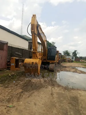 320cl Excavator