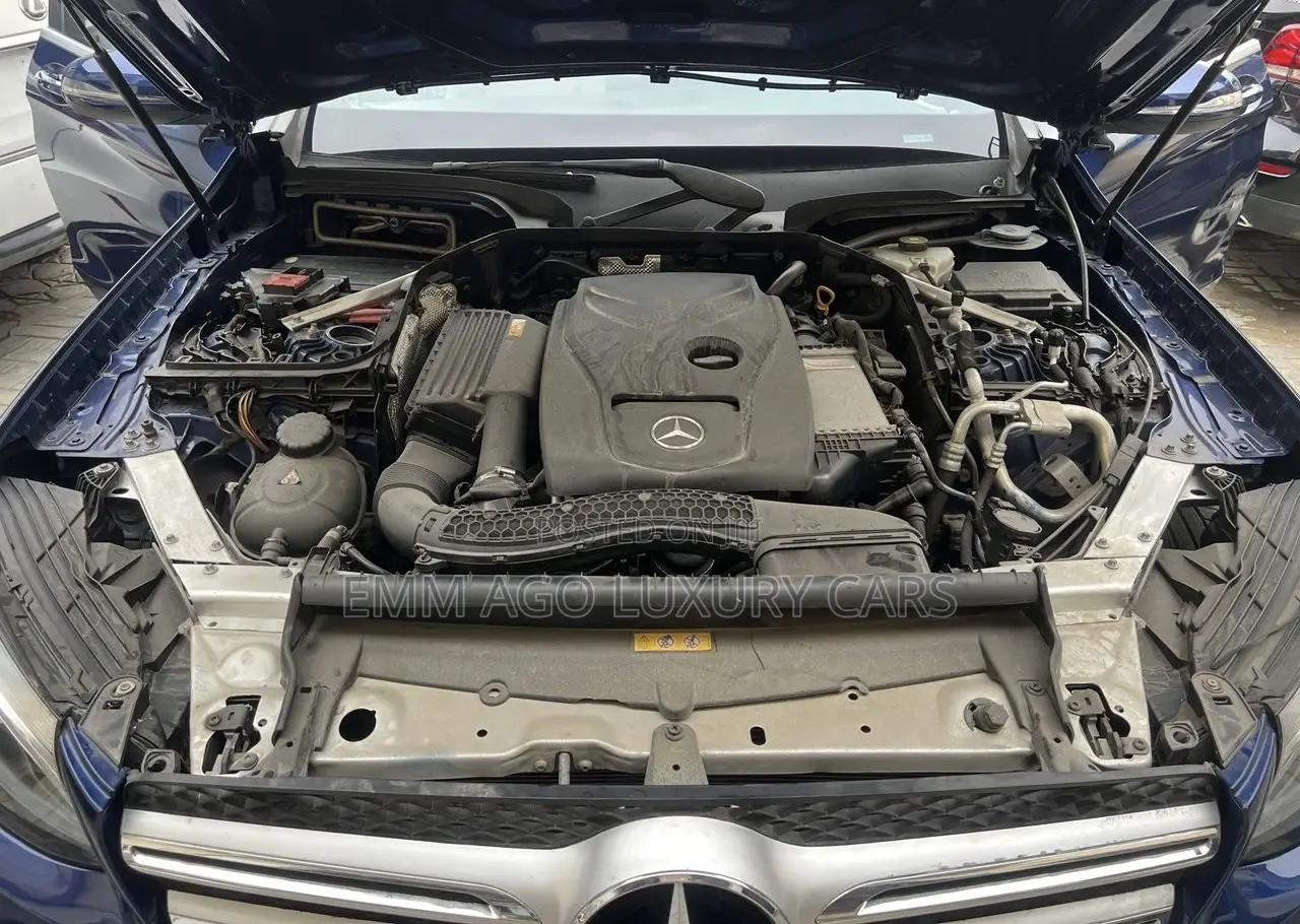 Mercedes-Benz GLC-Class 2019 Blue