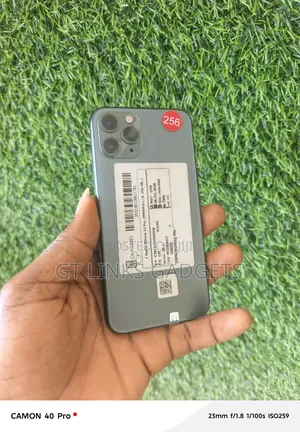 Apple iPhone 11 Pro 256 GB Gray