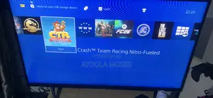Ps4 With Two Pads