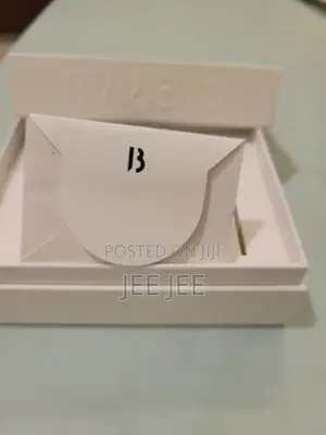 Byredo Sellier