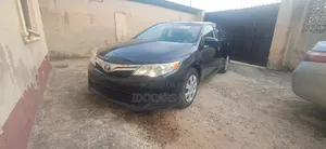 Toyota Camry LE 4dr Sedan (2.5L 4cyl 6A) 2013 Gray
