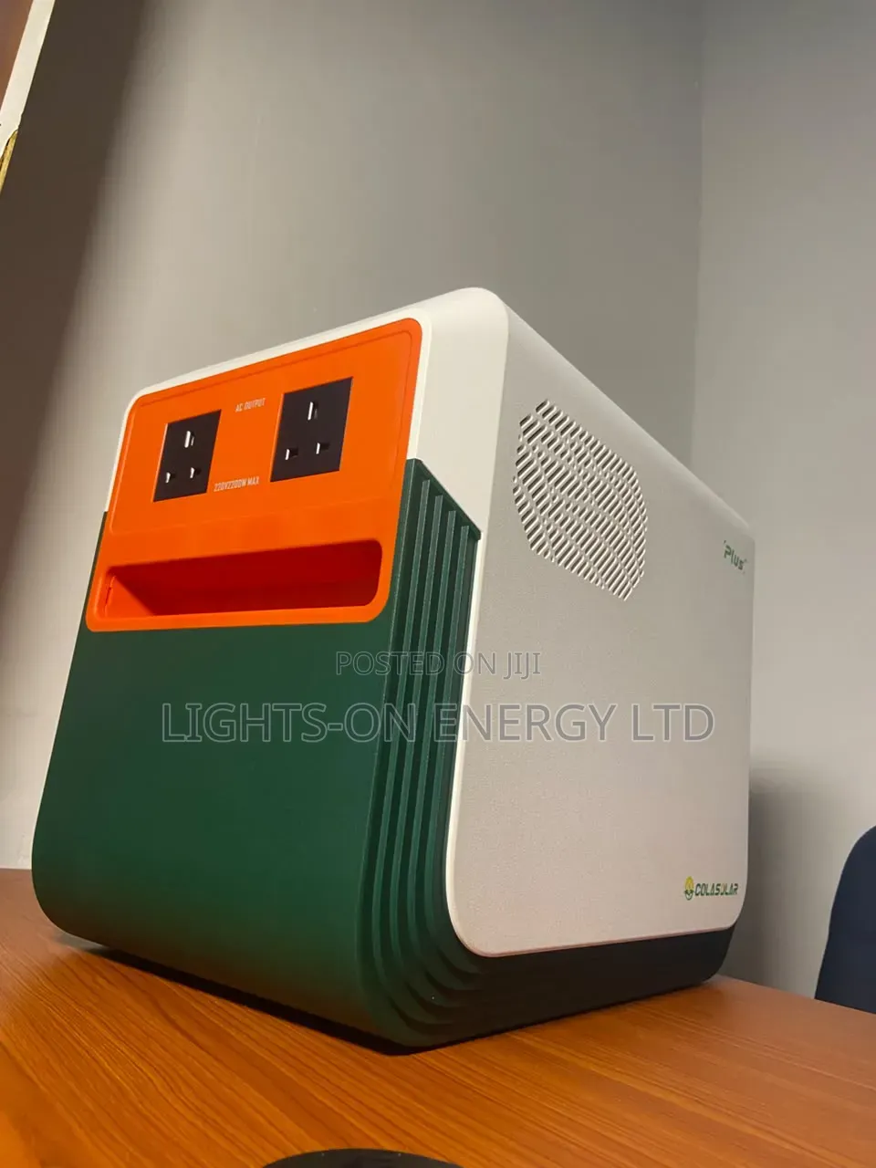 Cola3600 Plus Solar Generator