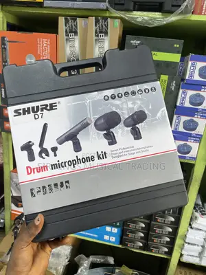 Shure D7 a 7-Piece Professional Drum Microphone Kit