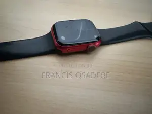 Apple Watch Series 8