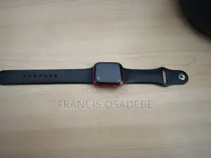 Apple Watch Series 8