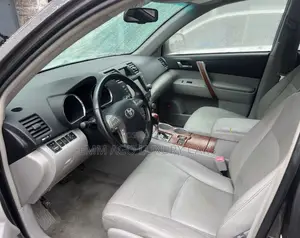 Toyota Highlander Limited 4x4 2009 Gray