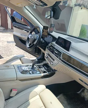 BMW 7 Series 730Li 2016 Black