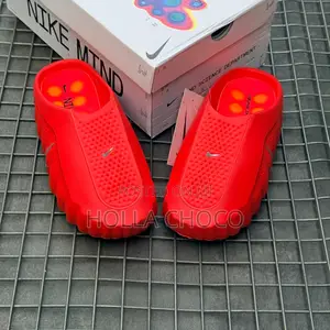 Nike Mind 001