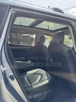 Toyota Highlander Platinum 2022 Blue