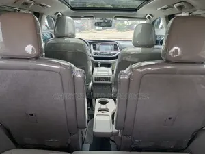 Toyota Highlander Limited Platinum V6 4x4 (3.5L 6cyl 6A) 2016 White