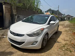 Hyundai Elantra 2012 White