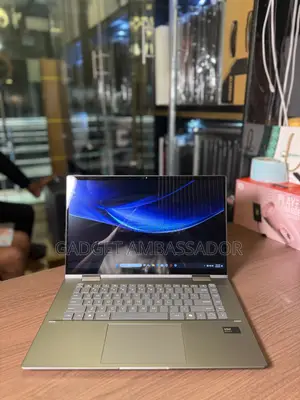 Laptop HP Envy 15 32GB Intel Core Ultra 7 SSD 1T