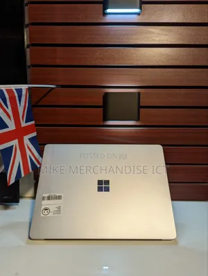 Laptop Microsoft 16GB Qualcomm Snapdragon X Plus SSD 1T