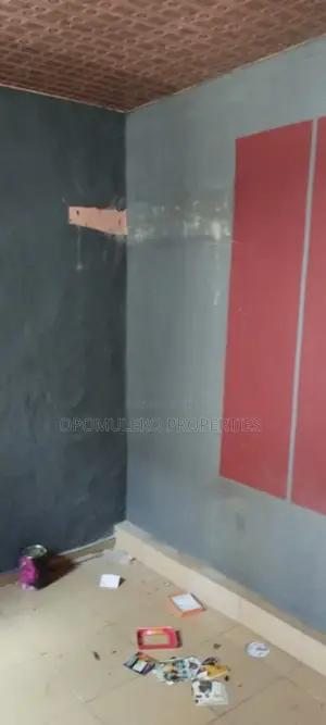 Roomself Contain