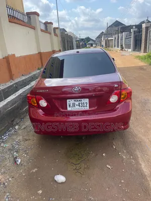 Toyota Corolla 2010 Red