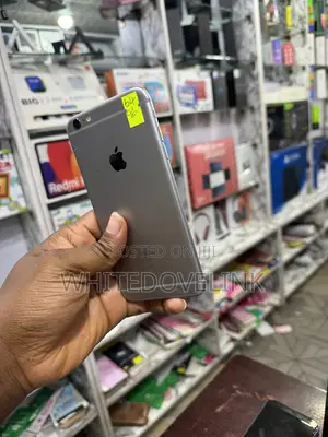 Apple iPhone 6s Plus 32 GB Silver