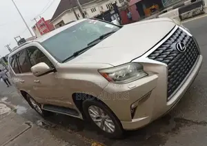 Lexus GX 460 Base 2014 Gold