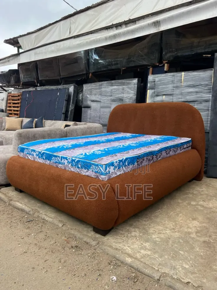 4andhalf by 6 Bedframe Available 004