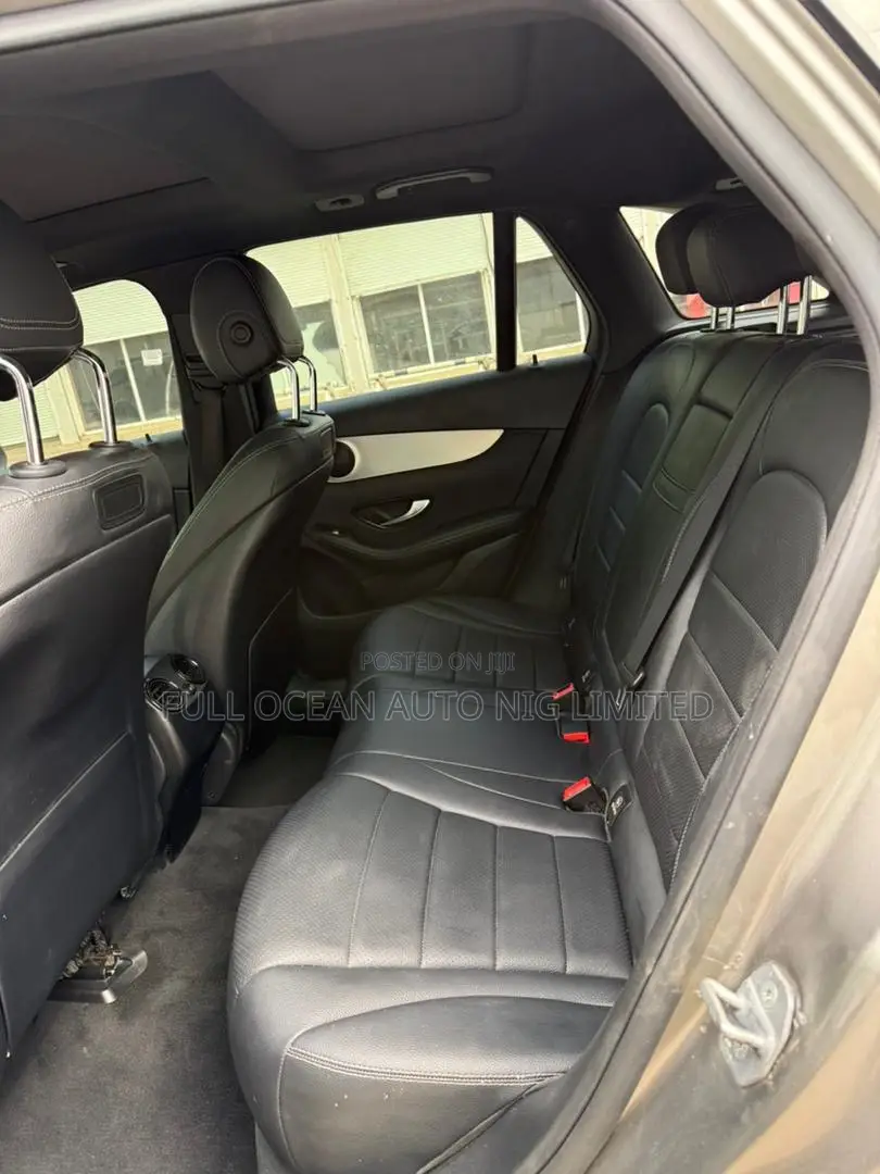 Mercedes-Benz GLC-Class 2019 Gold
