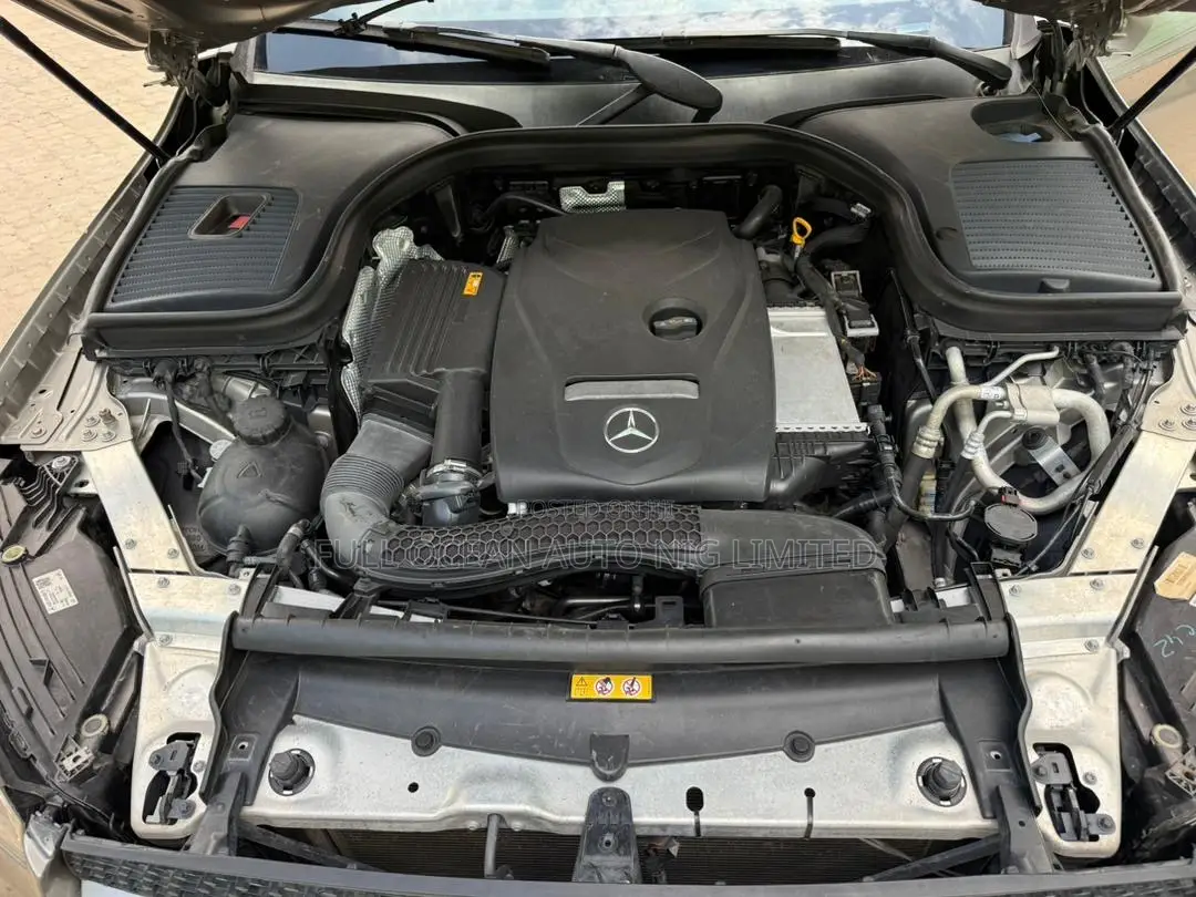 Mercedes-Benz GLC-Class 2019 Gold