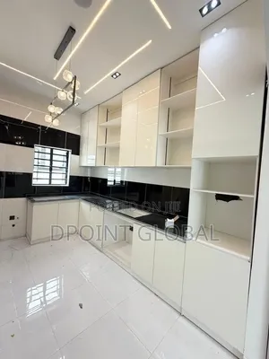 4bdrm Duplex in In Estate, Ikota for sale