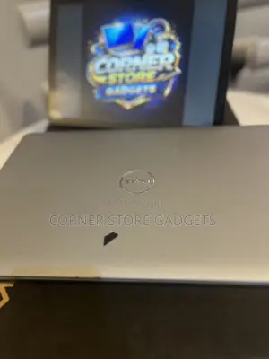 Laptop Dell Precision 3560 16GB Intel Core i5 SSD 256GB