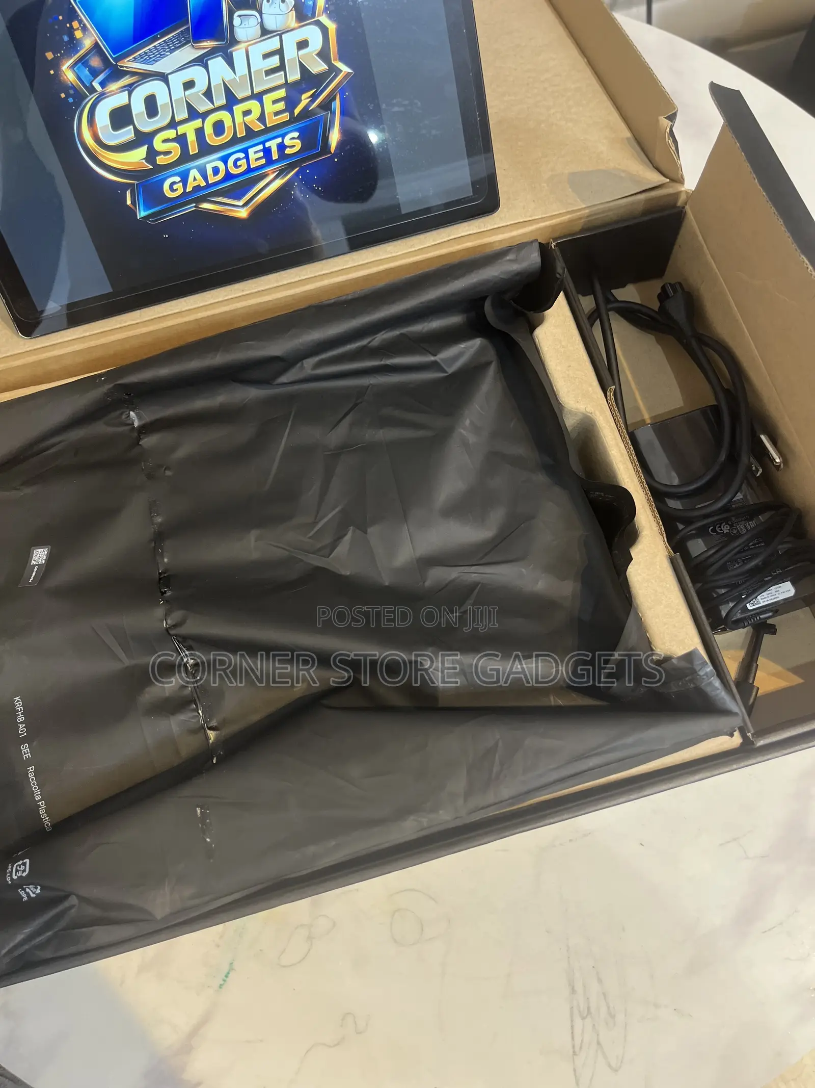Laptop Dell Precision 3560 16GB Intel Core i5 SSD 256GB