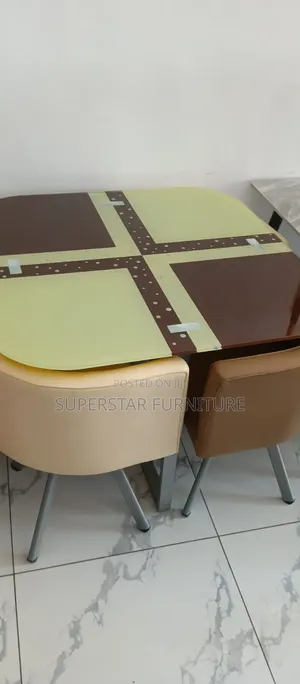 Apartment and Restaurant Tempered Glass Dinning Tables With 4 Chairs