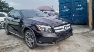 Mercedes-Benz GLA 250 2015 Black