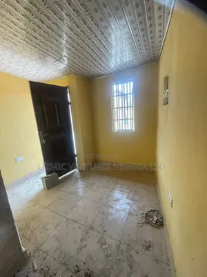 3bdrm Apartment in Agric Estate, Igando / Ikotun/Igando for rent