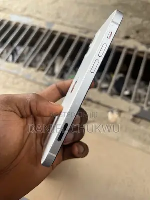 Apple iPhone 12 64 GB White