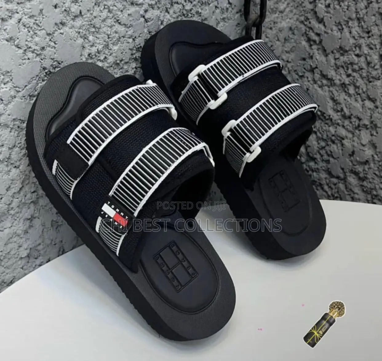 Very Sharp *Tommy Vibram Full Strap*