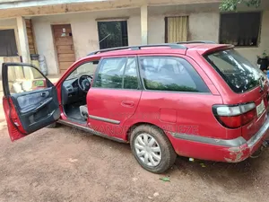 Mazda 626 Wagon 2002 Red